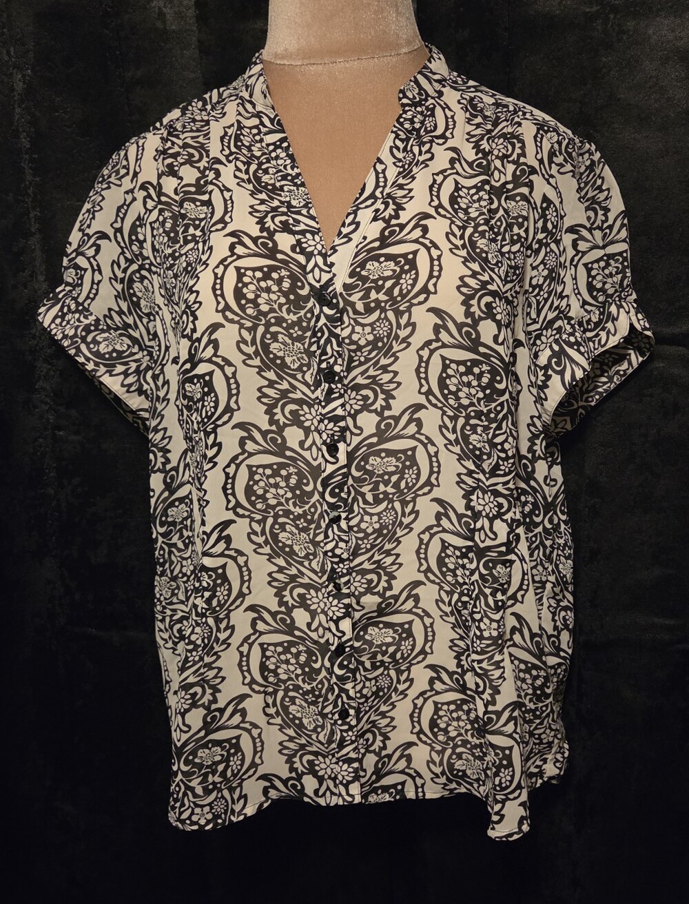 Belissmo New York XL Black & White Printed V-Neck Blouse - Unknown Brand